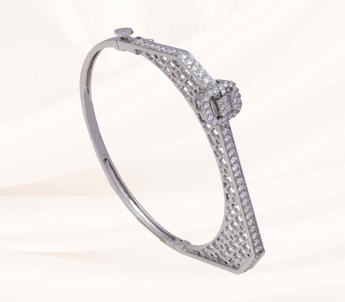 Diamond Bracelet For Women